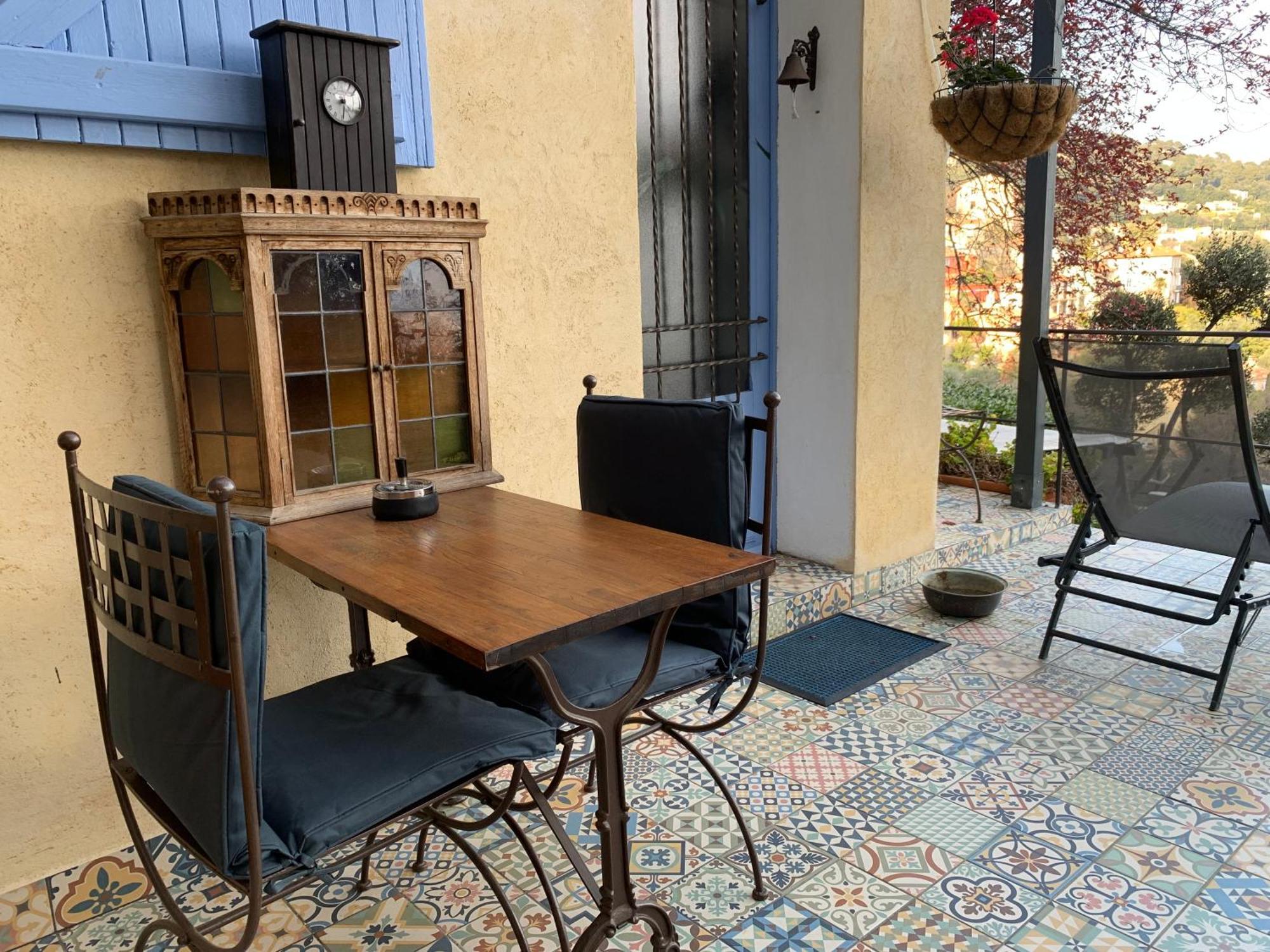 Skylark Bed&Breakfast Grasse Dış mekan fotoğraf